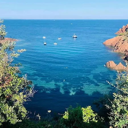 Renovated - 3 Bedrooms - Ac - Sea View - Sleeps 6 아파트 Saint-Raphaël