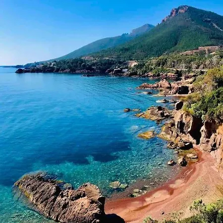 شقة Superbe 6 Couchages - Proche - Climatisation Saint-Raphaël