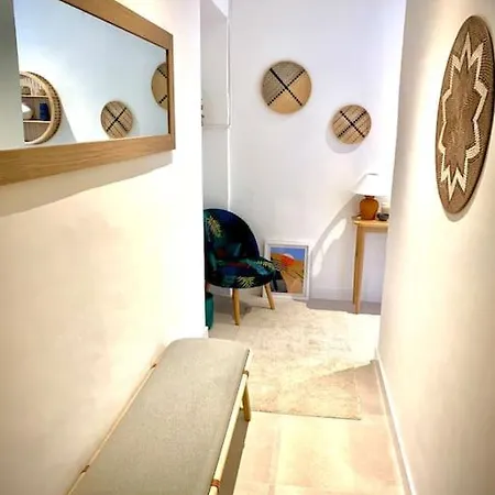 아파트 Renovated - 3 Bedrooms - Ac - Sea View - Sleeps 6 Saint-Raphaël