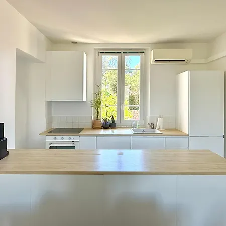 Renovated - 3 Bedrooms - Ac - Sea View - Sleeps 6 Appartement