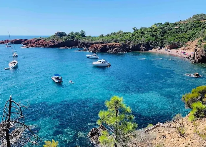 Superbe 6 Couchages - Proche - Climatisation Saint-Raphaël