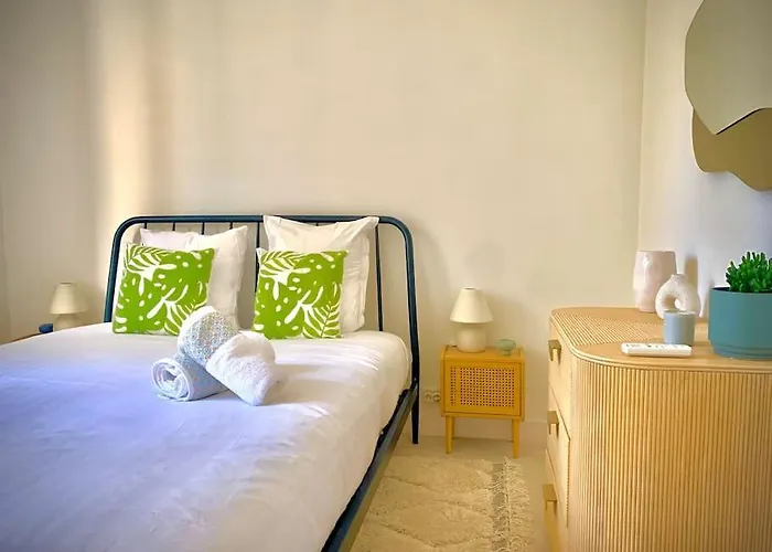 Daire Superbe 6 Couchages - Proche - Climatisation