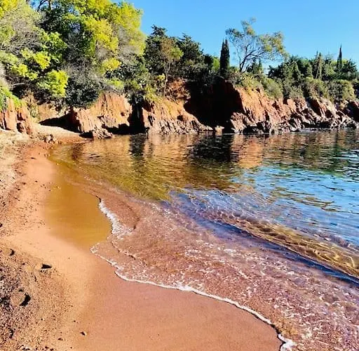 Superbe 6 Couchages - Proche - Climatisation Daire Saint-Raphaël